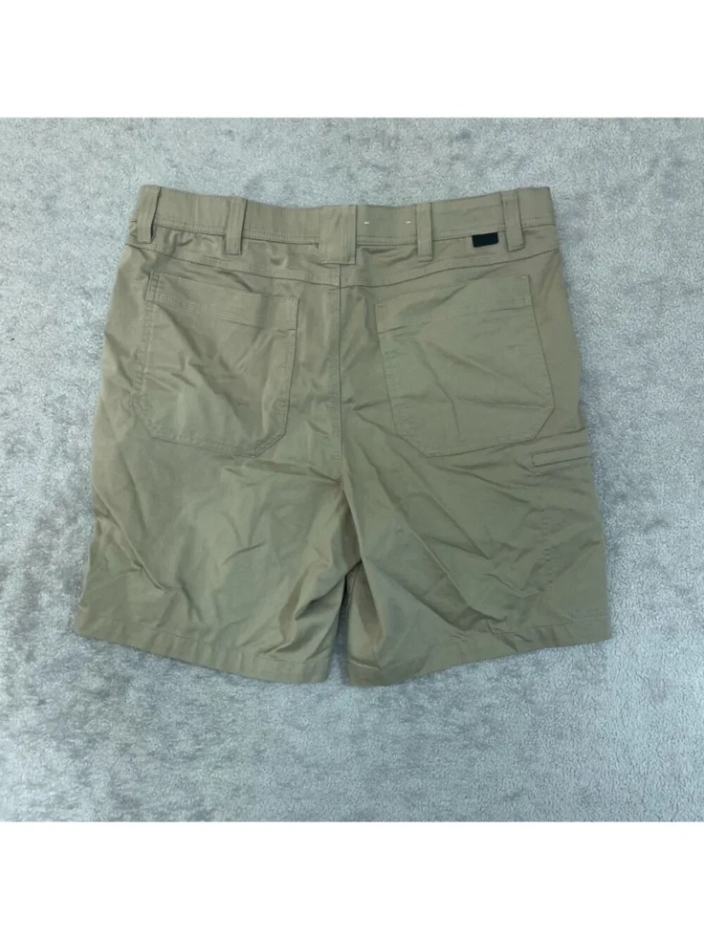 Wrangler Men's Size 34 Regular Fit Khaki Shorts Cotton Blend Cargo